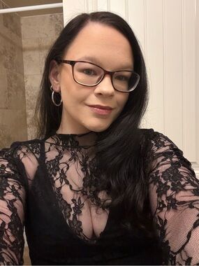 Meet your Posher, Deidra